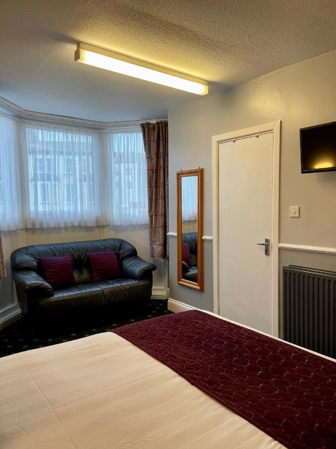 Palm Court B&B Ilfracombe Zewnętrze zdjęcie