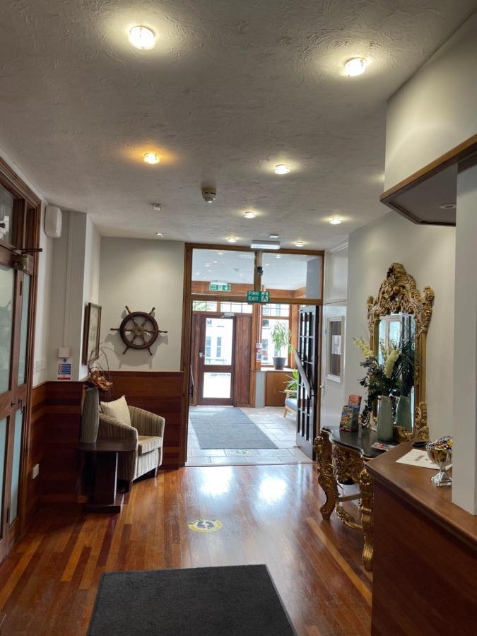 Palm Court B&B Ilfracombe Zewnętrze zdjęcie