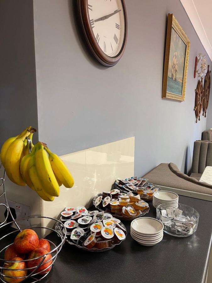 Palm Court B&B Ilfracombe Zewnętrze zdjęcie